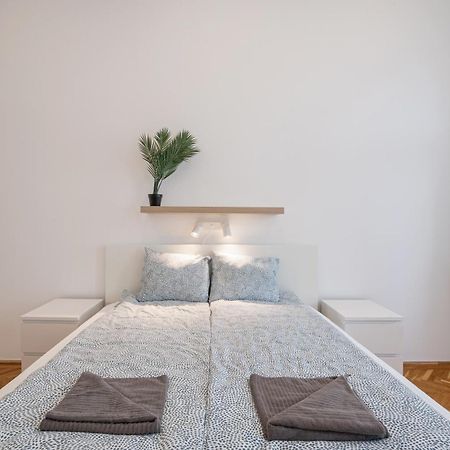 Luxurious Downtown Family Suite Βουδαπέστη Εξωτερικό φωτογραφία